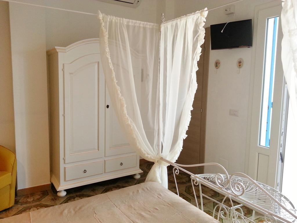 B&B Brezza Marina Torre Pali Rom bilde